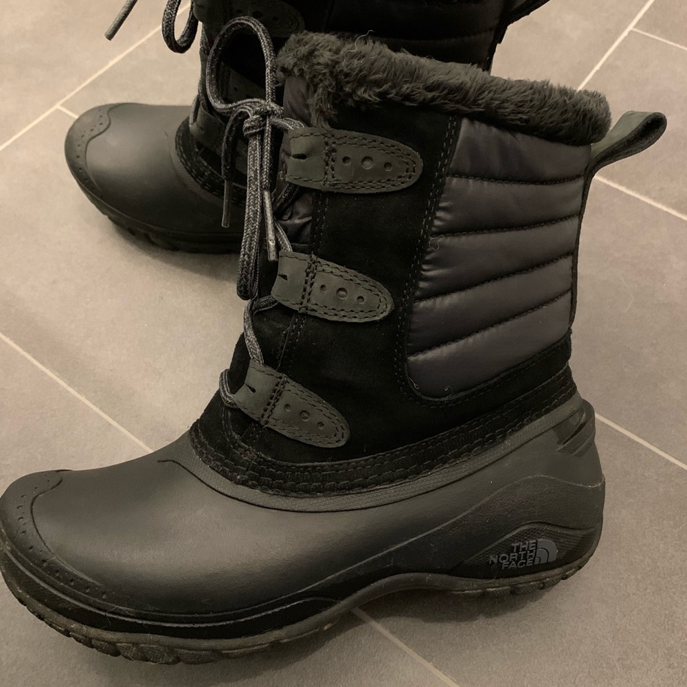 The North Face Shellista II Shorty Snow Boots